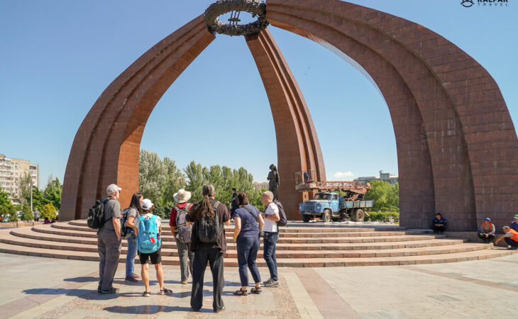 Kyrgyzstan tour with group of people