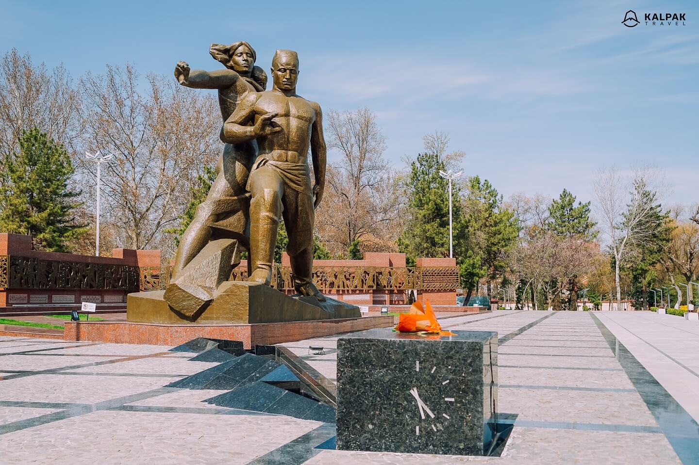 Monument of courage dedicated to 1966 earthquake in Tashkent